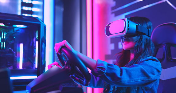 Gaming and Virtual Reality